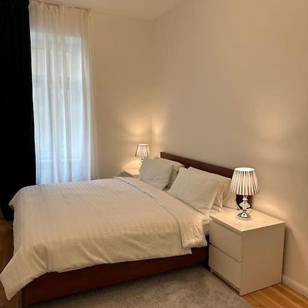 Modernes 2 Zimmer Apartment Берлін Екстер'єр фото