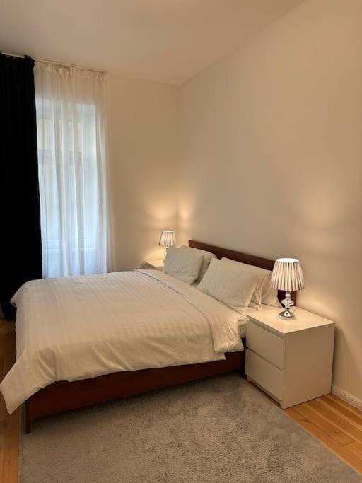 Modernes 2 Zimmer Apartment Берлін Екстер'єр фото