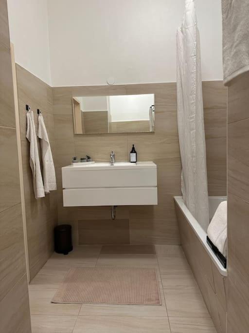 Modernes 2 Zimmer Apartment Берлін Екстер'єр фото