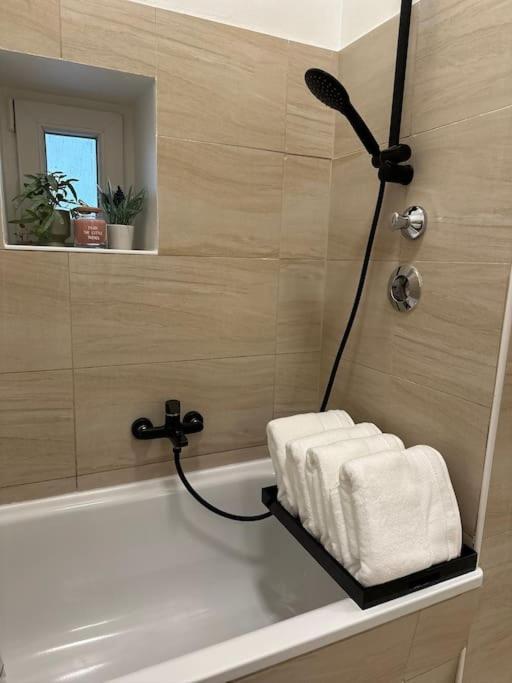 Modernes 2 Zimmer Apartment Берлін Екстер'єр фото