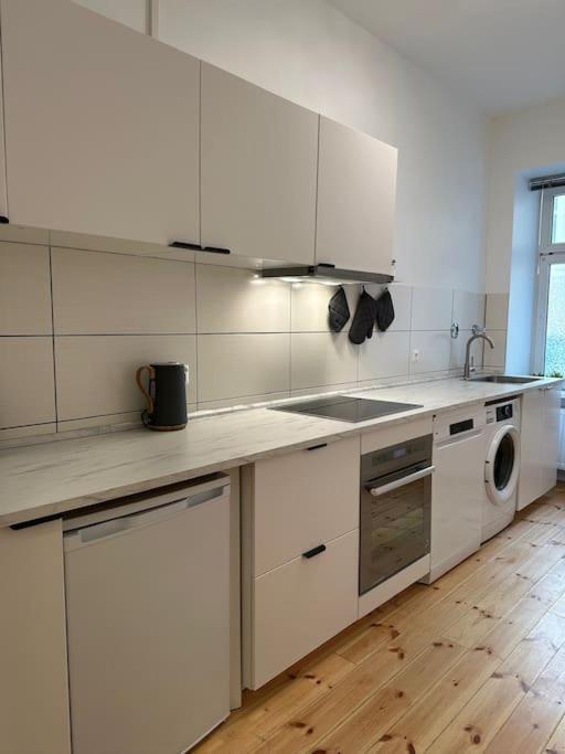 Modernes 2 Zimmer Apartment Берлін Екстер'єр фото